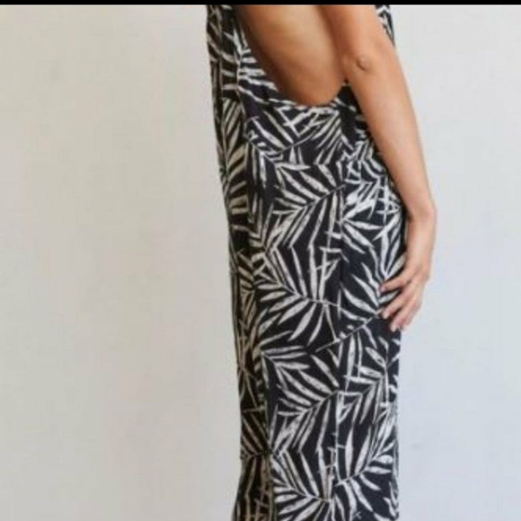 For Days zero waste 100% ecovero viscose The Easy Romper in Palm Print - Picture 2 of 5